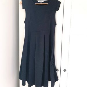 Maternity Black Cap-Sleeve Dress